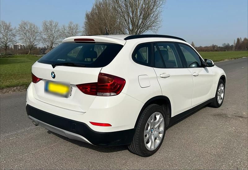 Gebraucht BMW X1 116 PS (85 kW) 2013 Weiß SUV
