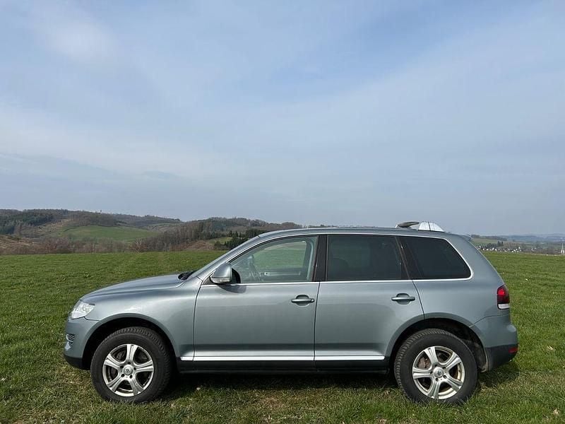 Gebraucht VW Touareg 224 PS (164 kW) 2007 Grau SUV