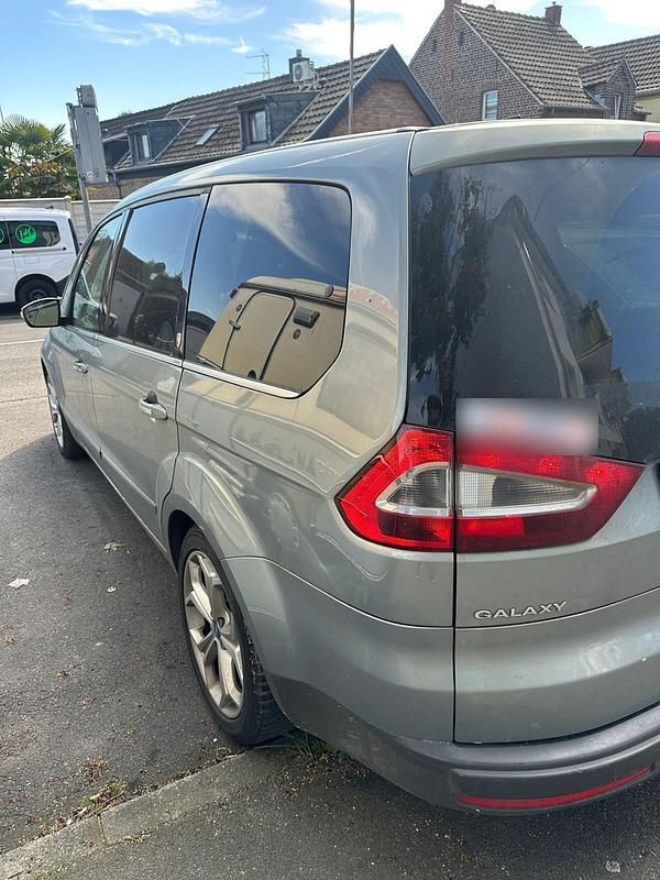 Second-hand Ford Galaxy 129 CP (94 kW) 2008 Gri Monovolum