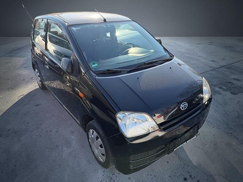 Gebraucht Daihatsu Cuore Plus 58 PS (42 kW) 2006 Schwarz Kleinwagen