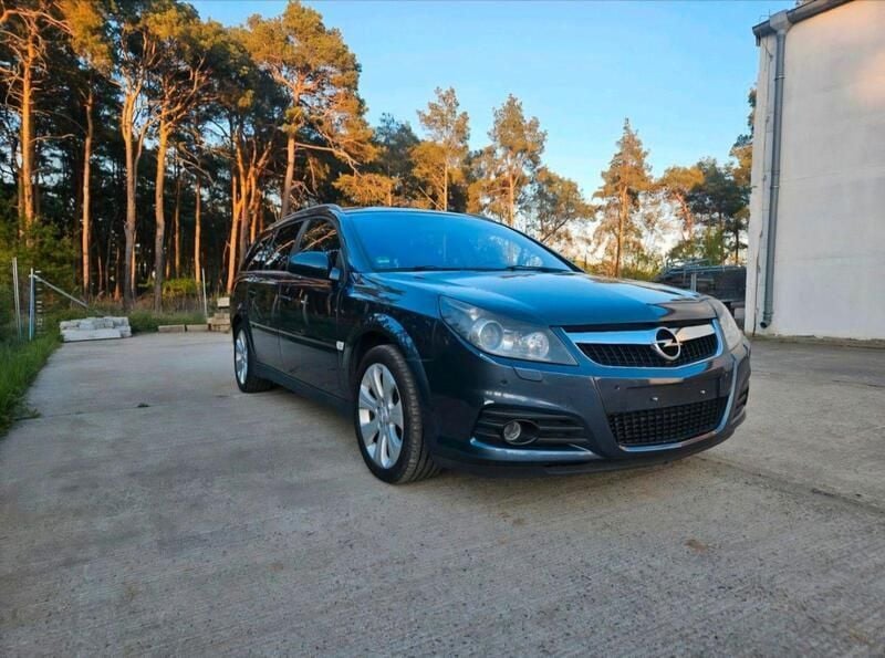 Blau Gebraucht 2007 Opel Vectra Kombi | 2.200 € (Fairer Preis) - Bild 1/4