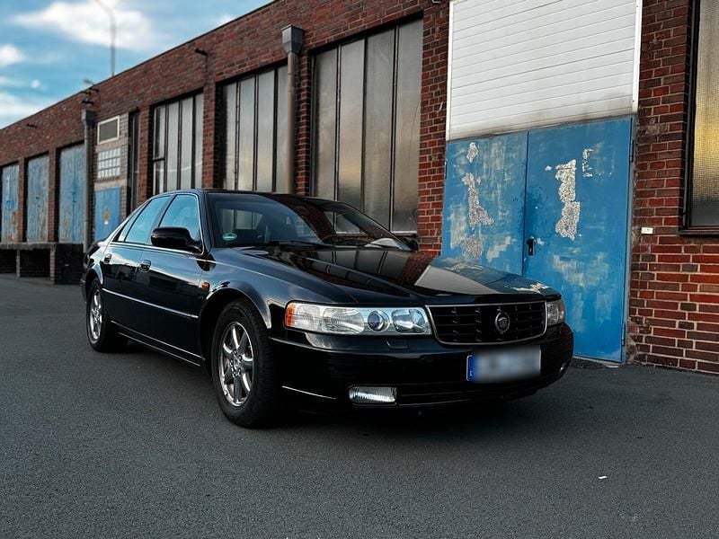 Schwarz Gebraucht 2003 Cadillac Seville STS Limousine | 4.999 € - Bild 1/4