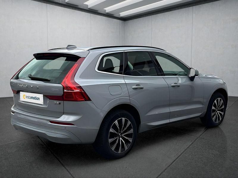 Gebraucht Volvo XC60 Core 250 PS (183 kW) 2024 Grau SUV