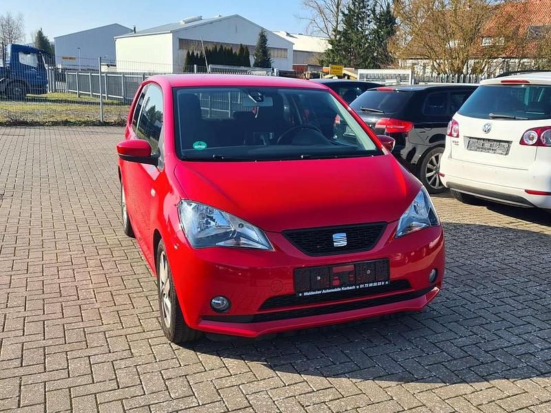 Gebraucht Seat Mii Style 75 PS (55 kW) 2012 "tornado" rot Kleinwagen