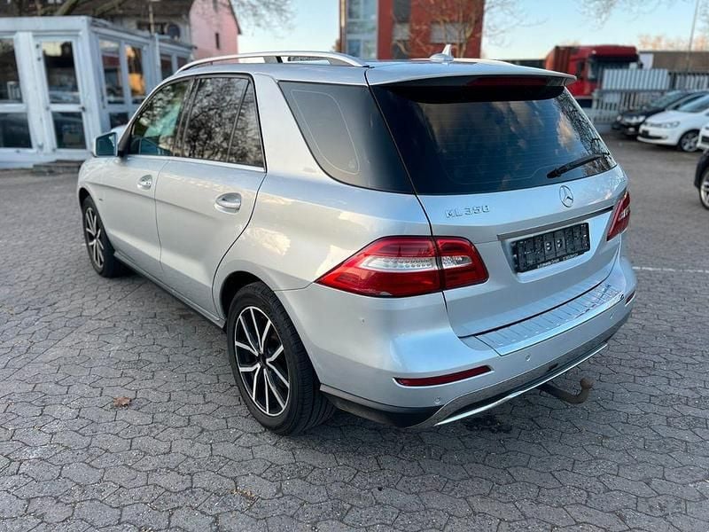Gebraucht Mercedes ML350 258 PS (189 kW) 2012 Silber SUV