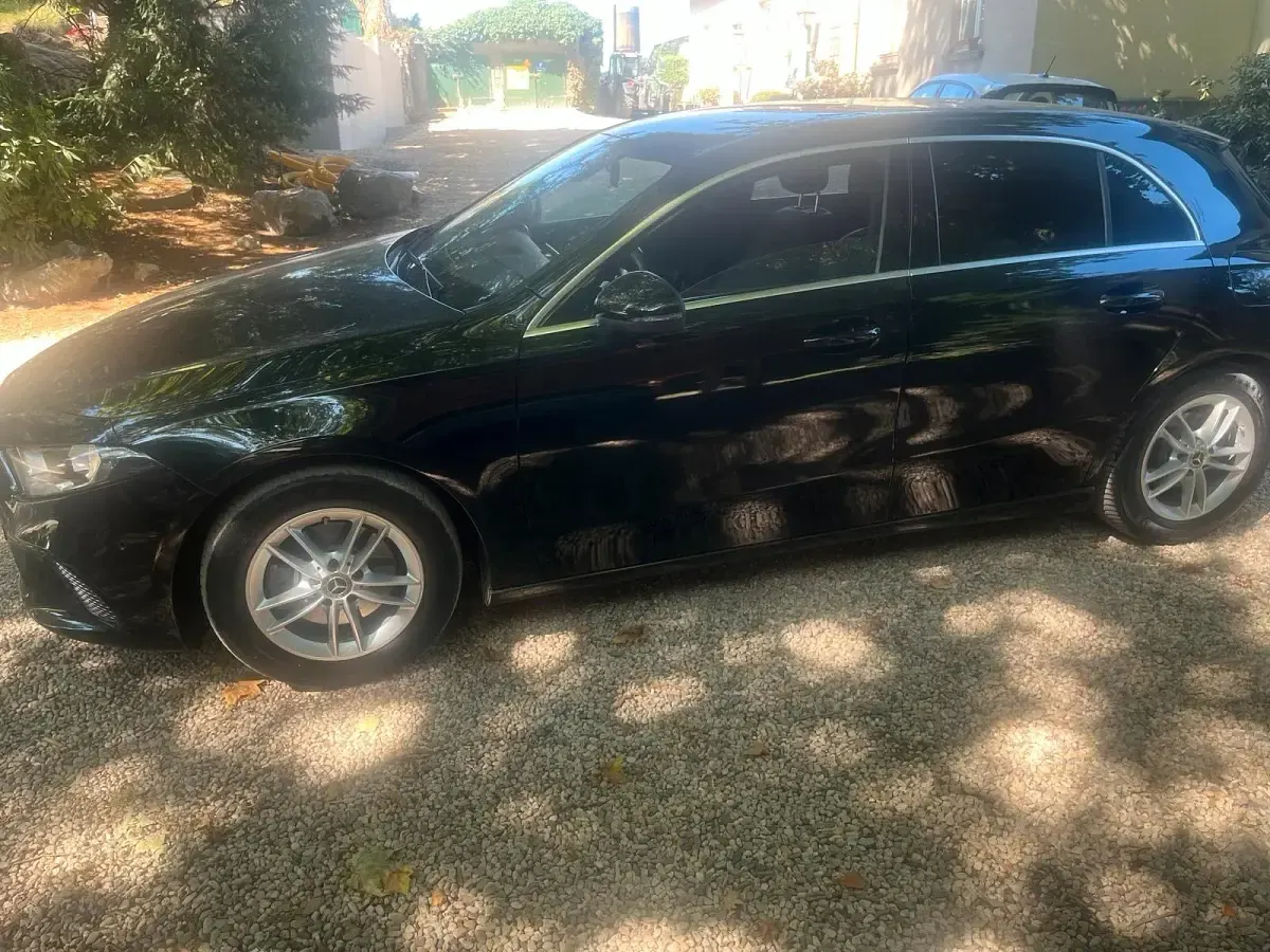 Gebraucht Mercedes A200 150 PS (110 kW) 2020 Schwarz Kleinwagen