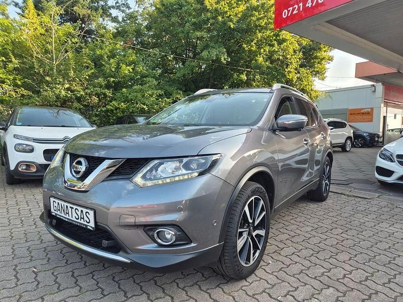 Grau Gebraucht 2016 Nissan X-Trail 360º SUV | 14.900 € (Fairer Preis) - Bild 1/4
