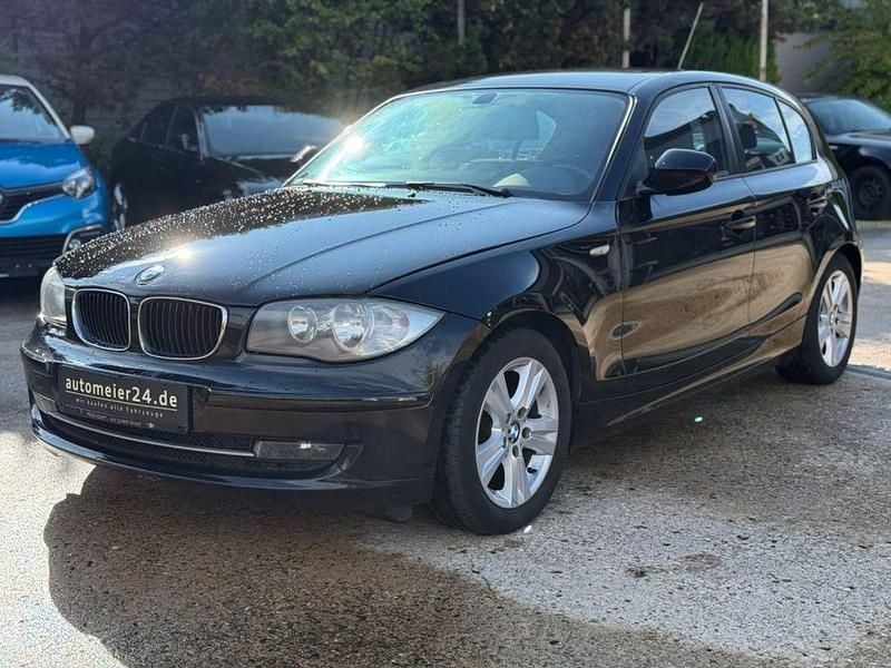 Schwarz Gebraucht 2011 BMW 116 Advantage Kleinwagen | 3.400 € (Guter Preis) - Bild 1/4
