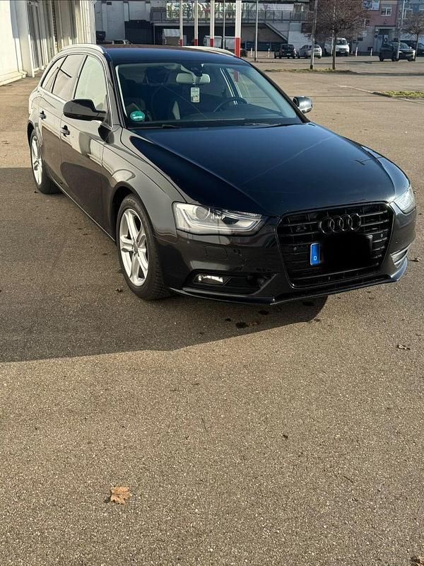 Gebraucht Audi A4 Ambiente 177 PS (130 kW) 2013 Schwarz Kombi