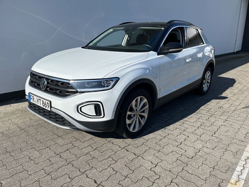Weiß Gebraucht 2022 VW T-Roc Life SUV | 22.750 € (Fairer Preis) - Bild 1/4