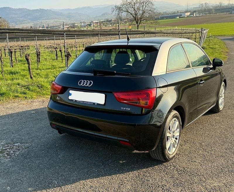 Gebraucht Audi A1 Ambition 86 PS (63 kW) 2011 Schwarz Kleinwagen