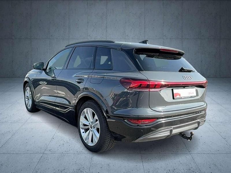Gebraucht Audi Q6 e-tron Performance 225 kW (306 PS) 2025 Magnetgrau SUV