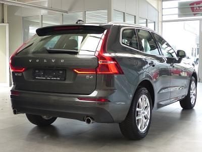 Gebraucht Volvo XC60 Momentum 190 PS (139 kW) 2020 Grau SUV