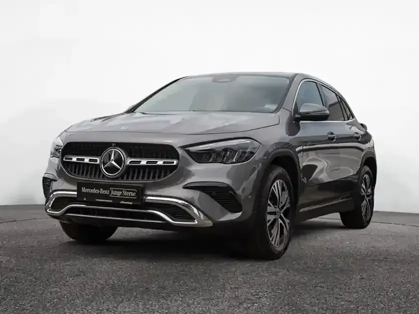 Gebraucht Mercedes GLA250 Progressive 163 PS (119 kW) 2025 Grau SUV