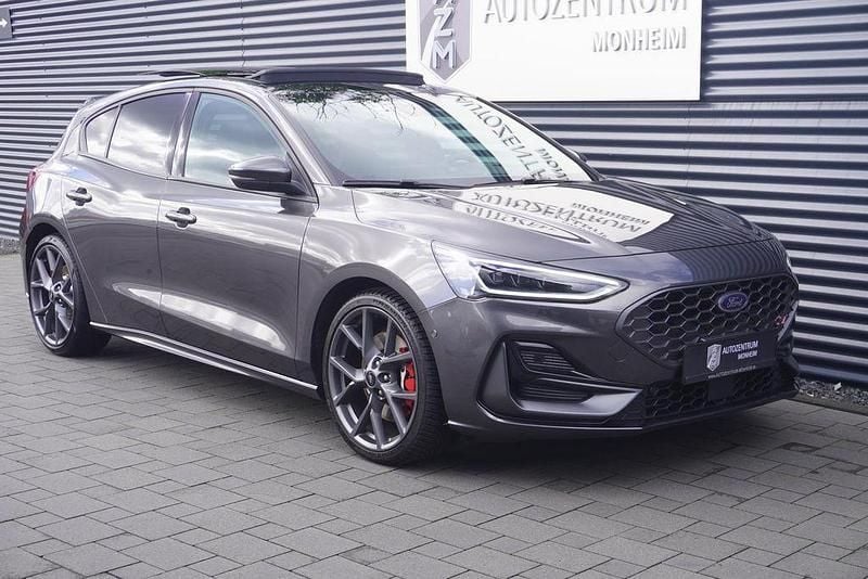 Gebraucht Ford Focus ST 280 PS (205 kW) 2023 Magneticgrau metallic Limousine