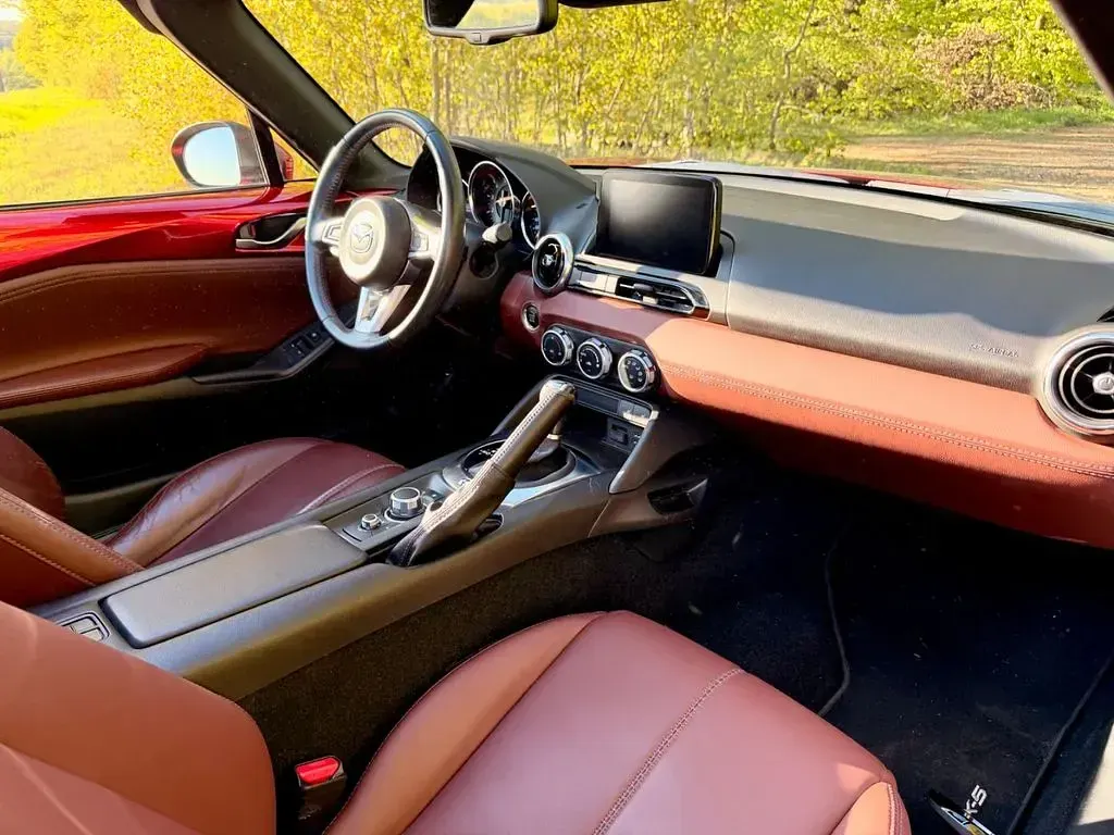 Gebraucht Mazda MX5 Sports-Line 184 PS (135 kW) 2019 Rot Cabrio