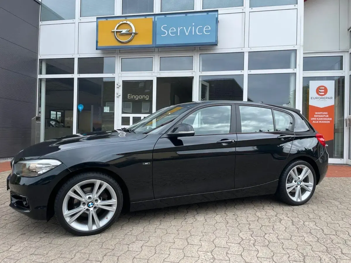 Gebraucht BMW 120 Sport Line 190 PS (139 kW) 2015 Schwarz Kleinwagen