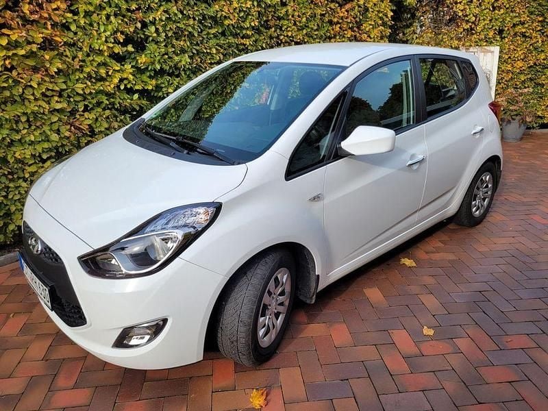 Gebraucht Hyundai ix20 YES! 90 PS (66 kW) 2017 Weiß Kleinwagen