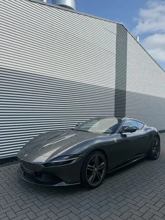 Second-hand Ferrari Roma 620 CP (456 kW) 2024 Gri