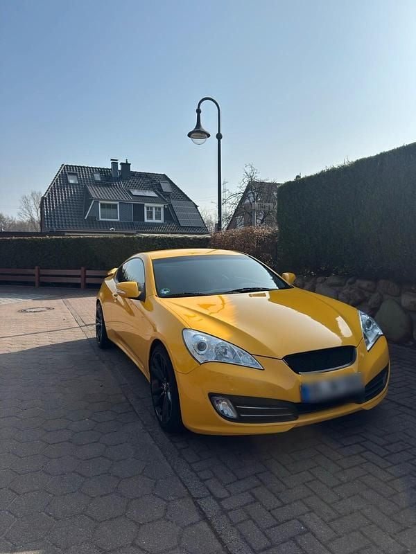 Gebraucht Hyundai Genesis 303 PS (222 kW) 2012 Gelb Coupé