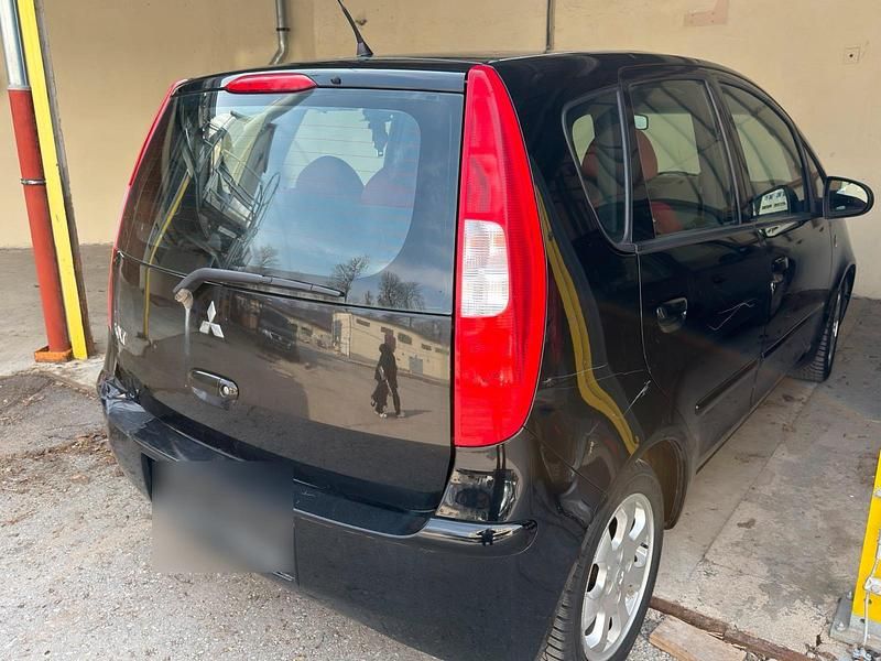 Gebraucht Mitsubishi Colt 95 PS (69 kW) 2005 Schwarz Kleinwagen