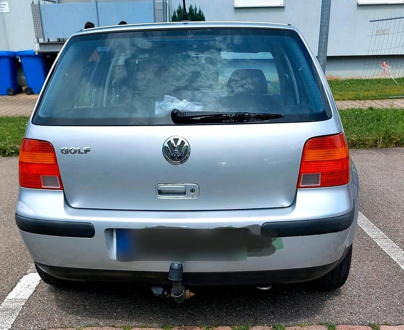 Gebraucht VW Golf IV 75 PS (55 kW) 2002 Silber Limousine