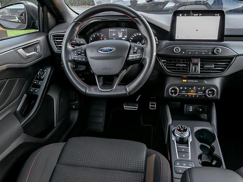 Gebraucht Ford Focus ST-Line 125 PS (91 kW) 2019 Grau Kombi