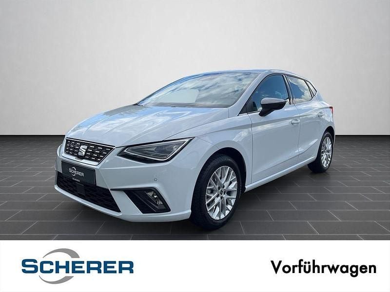 Weiß Gebraucht 2025 Seat Ibiza XCELLENCE Limousine | 19.490 € (Fairer Preis) - Bild 1/4