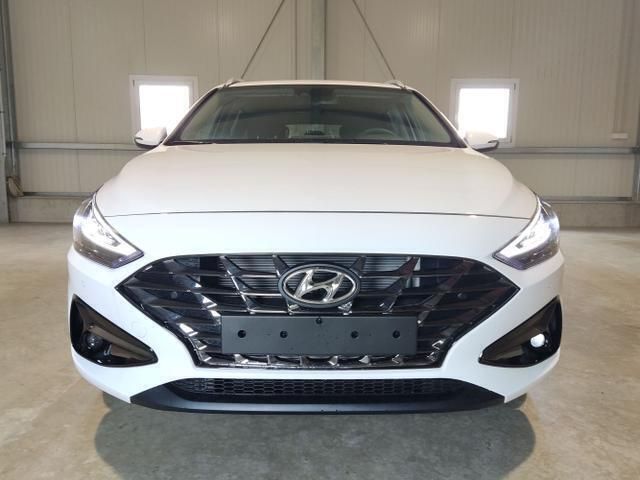 Atlasweiß atlasweiß Neu 2024 Hyundai i30 Edition Kombi | 26.832 € (Fairer Preis) - Bild 1/2