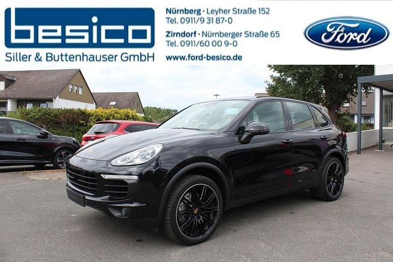 Gebraucht Porsche Cayenne S 385 PS (283 kW) 2015 Tiefschwarzmetallic SUV