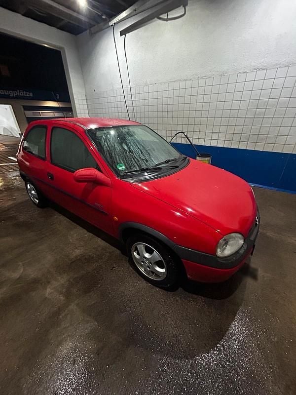 Gebraucht Opel Corsa 48 PS (35 kW) 1999 Rot Kleinwagen