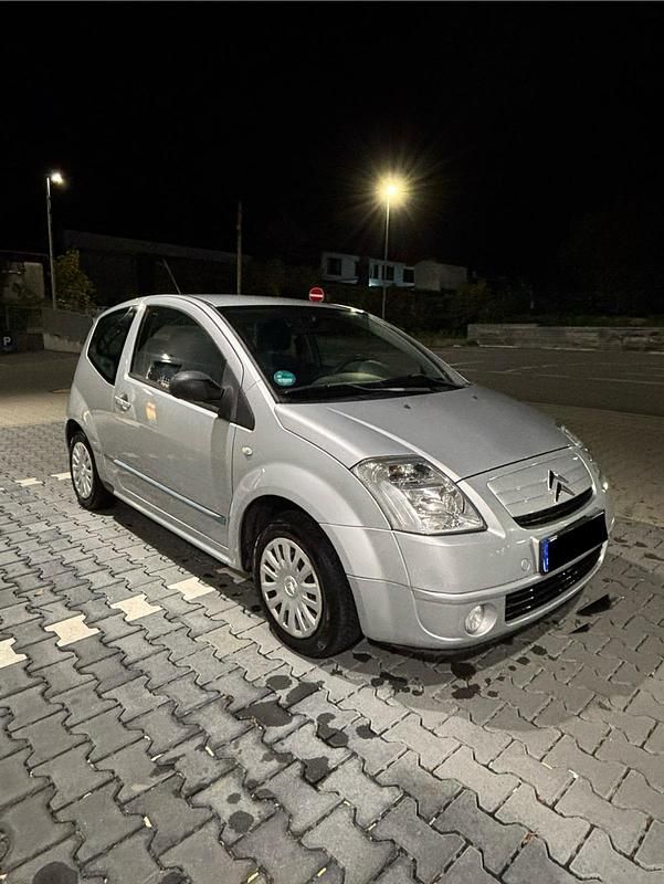 Silber Gebraucht 2006 Citroën C2 Kleinwagen | 1.600 € (Fairer Preis) - Bild 1/4