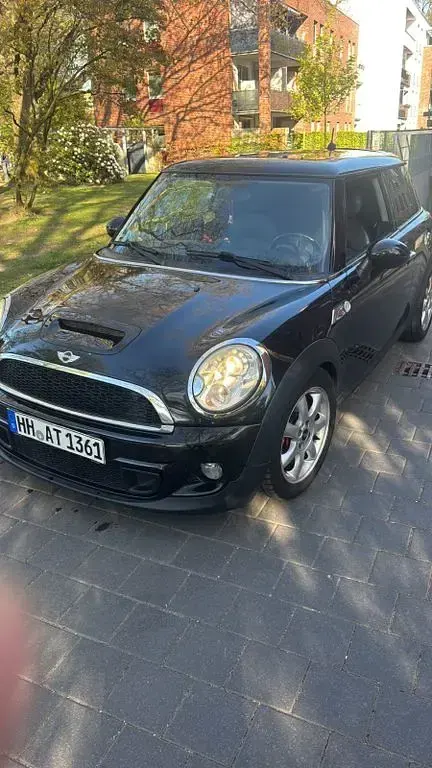 Usata Mini Cooper S 174 CV (127 kW) 2009 Nero Utilitaria