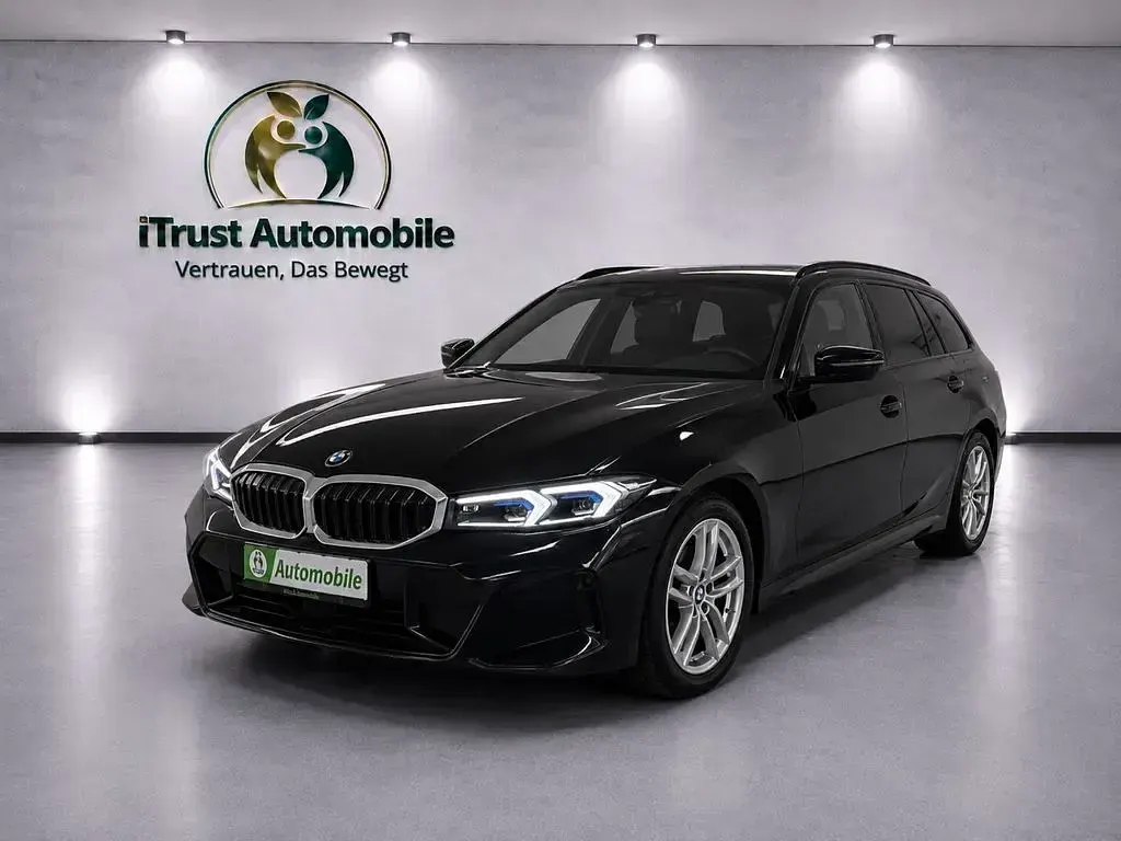 Gebraucht BMW 320 Performance 190 PS (139 kW) 2023 Schwarz Kombi