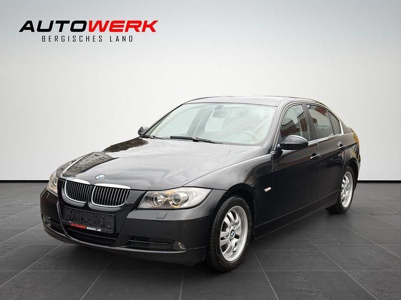 Schwarz Gebraucht 2005 BMW 325 Limousine | 4.970 € (Superpreis) - Bild 1/4