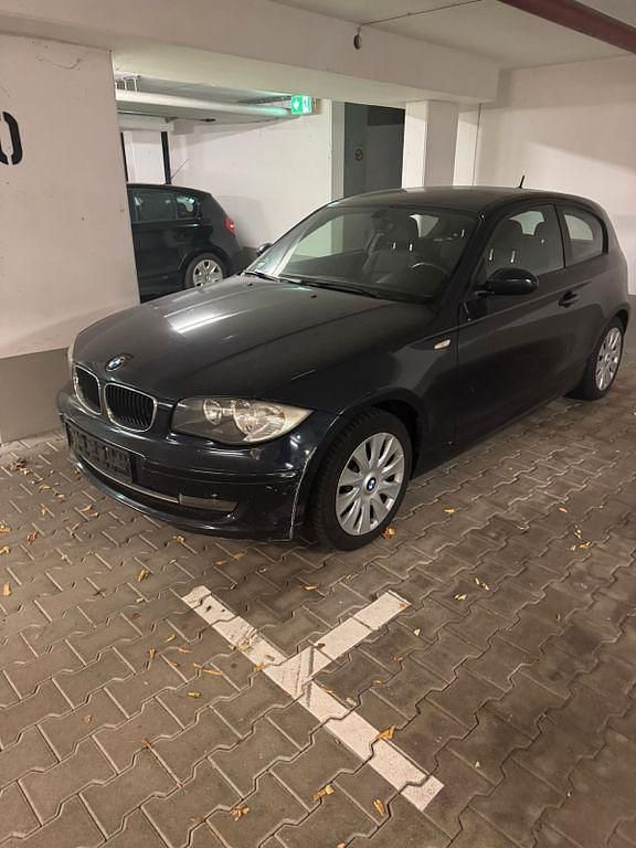 Blau Gebraucht 2009 BMW 116 Kleinwagen | 1.150 € (Superpreis) - Bild 1/4