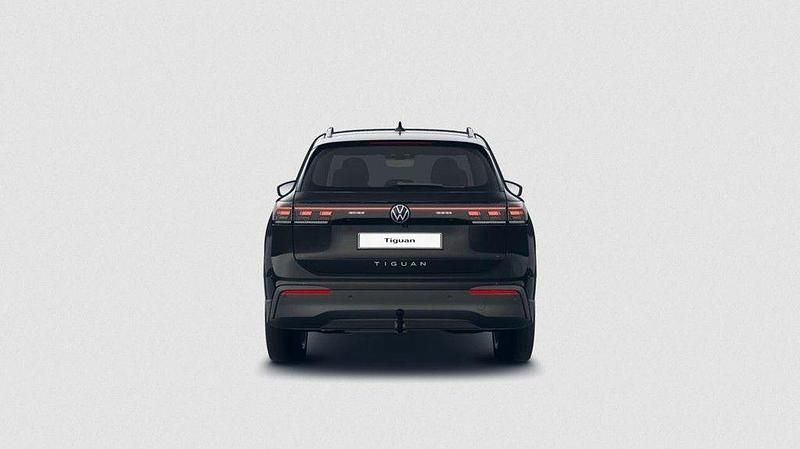 Gebraucht VW Tiguan Goal 150 PS (110 kW) 2025 Schwarz SUV