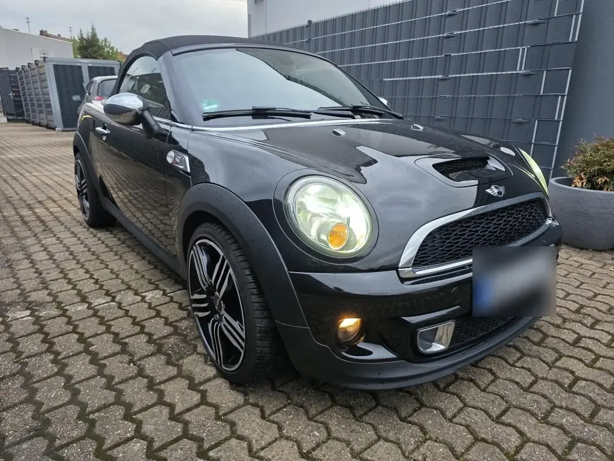 Gebraucht Mini Cooper S Cabriolet 182 PS (133 kW) 2014 Schwarz Cabrio