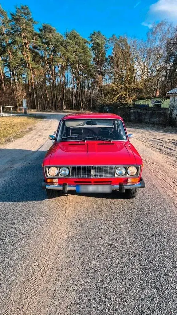 Gebraucht Lada 2106 65 PS (47 kW) 1985 Rot Limousine