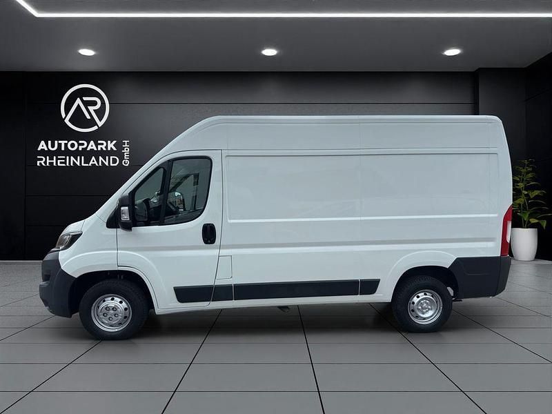 Gebraucht Peugeot Boxer Premium 131 PS (96 kW) 2018 Weiß Van