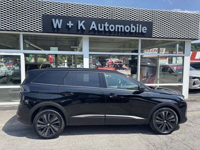 Schwarz Gebraucht 2024 Peugeot 5008 GT Van / Kleinbus | 28.690 € (Guter Preis) - Bild 1/1
