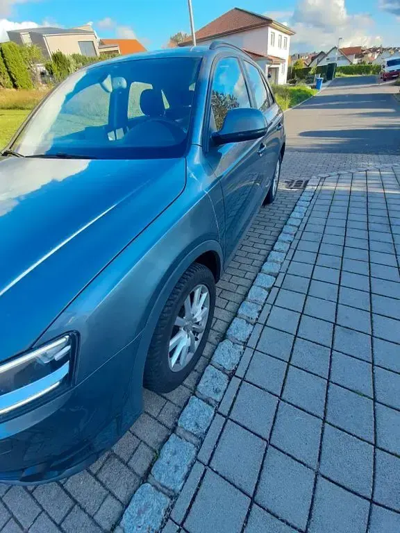 Gebraucht Audi Q3 140 PS (102 kW) 2013 Grau SUV