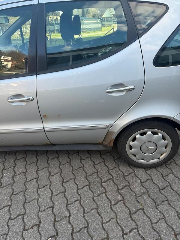 Gebraucht Mercedes A160 102 PS (75 kW) 2003 Silber Kleinwagen