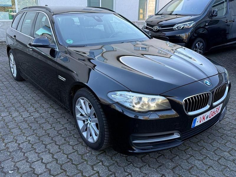 Gebraucht BMW 520 190 PS (139 kW) 2015 Schwarz Kombi
