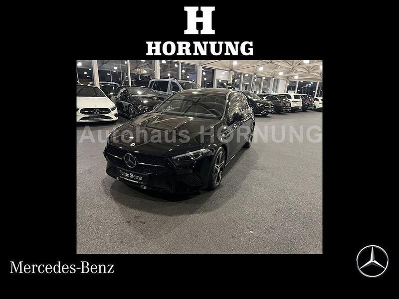 Unilack nachtschwarz Gebraucht 2025 Mercedes A200 Progressive Limousine | 35.800 € (Teuer) - Bild 1/4