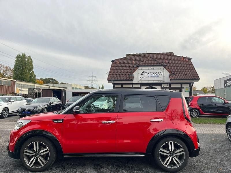 Rot Gebraucht 2015 Kia Soul Spirit SUV | 8.990 € (Guter Preis) - Bild 1/4