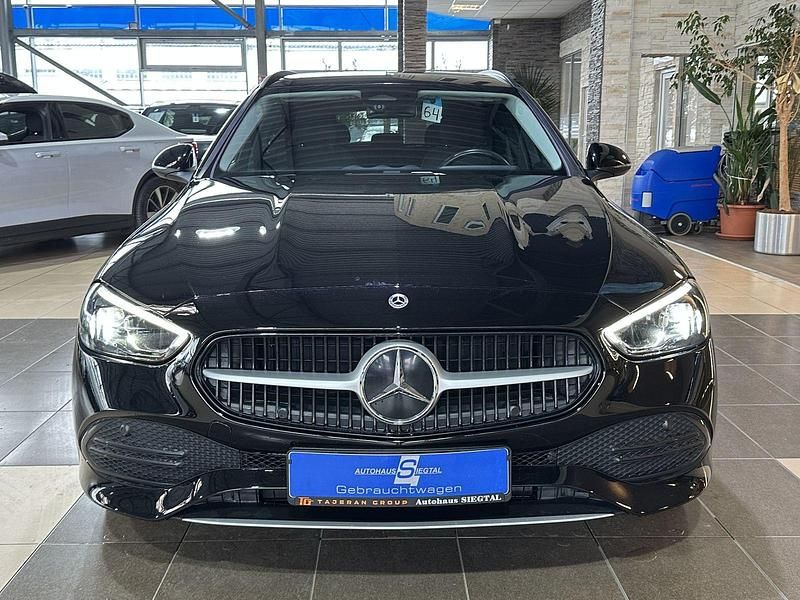 Gebraucht Mercedes C200 Business 184 PS (135 kW) 2022 Schwarz Kombi