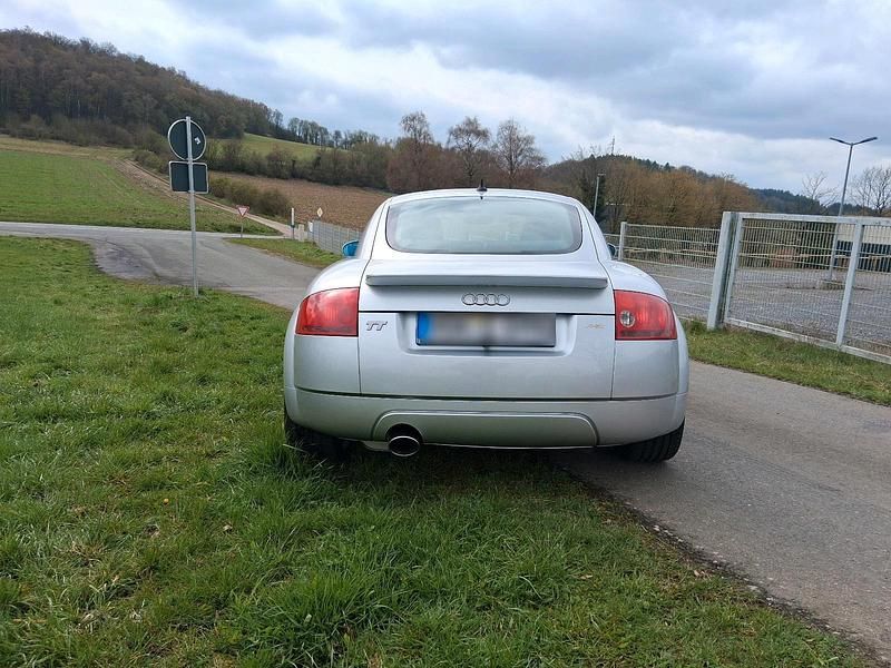 Gebraucht Audi TT Design 180 PS (132 kW) 2000 Silber Coupé