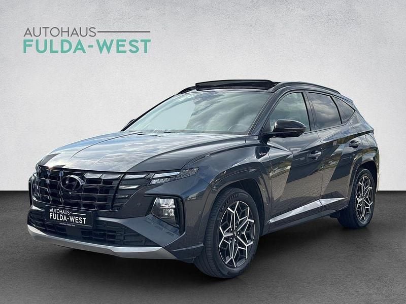 Dark knight metallic Gebraucht 2022 Hyundai Tucson N Line SUV | 32.440 € (Etwas zu teuer) - Bild 1/4