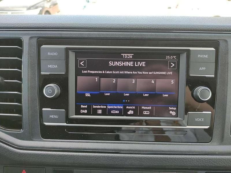 Gebraucht VW Crafter 140 PS (102 kW) 2024 Candyweiß Van